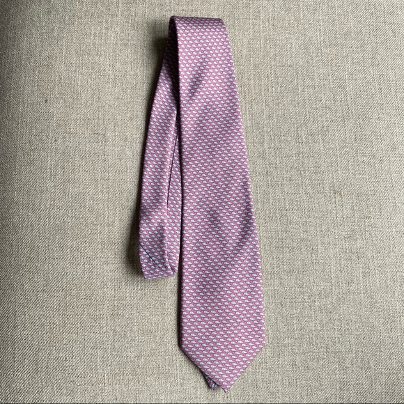 Vineyard Classic Original Whale Tie Pink - Picture 5 of 6
